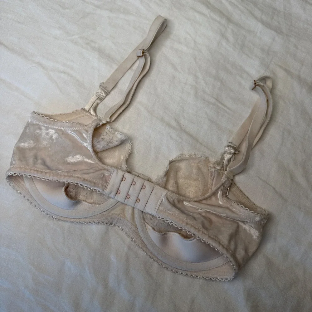 Victoria's Secret Dream Angel Push Up Without Padding White Lace